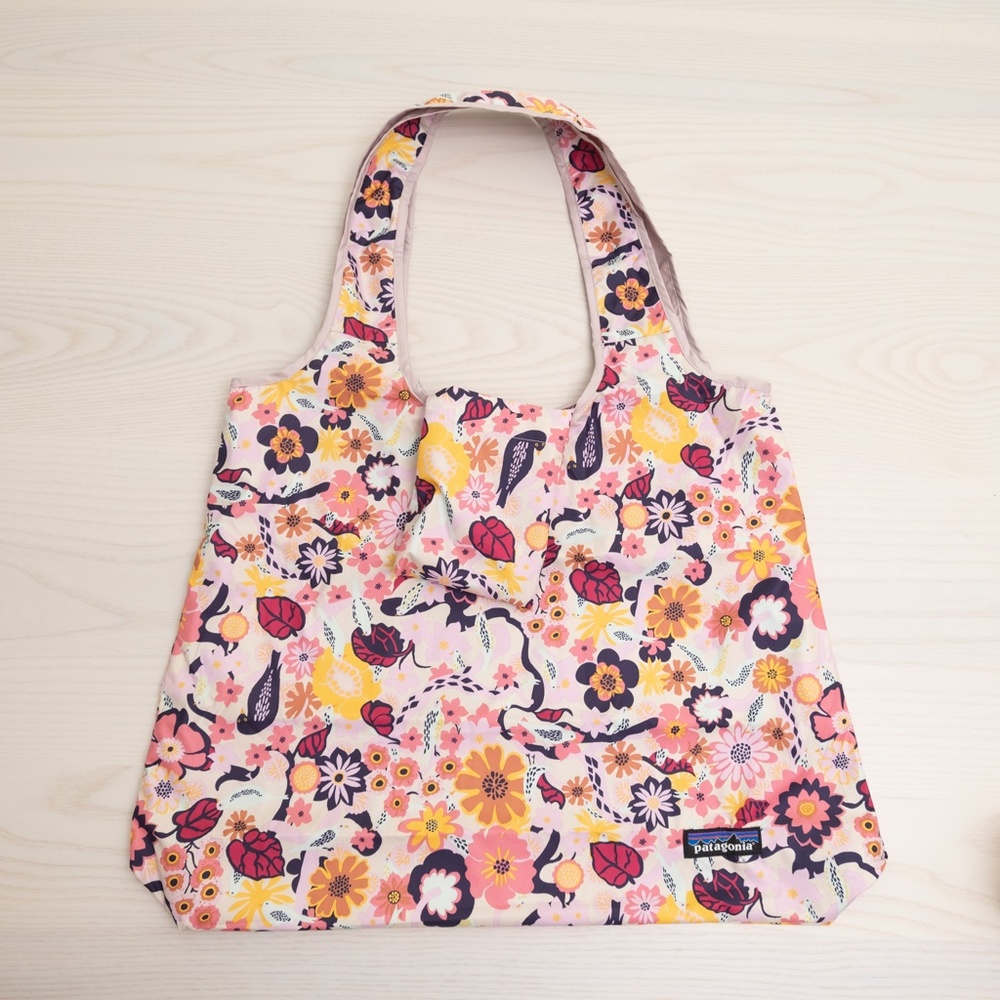 New Patagonia Shopper Tote Bag Upcycled Packable Foldable with Tags